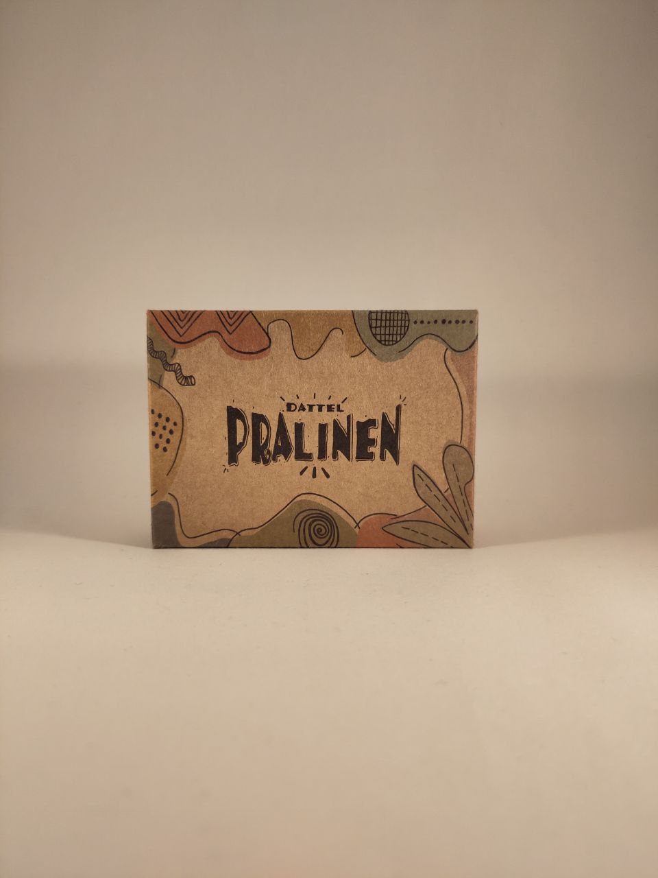 Dattel-Pralinen 6er Box – Eine Sorte, Vegan & Handgemacht in der Schweiz